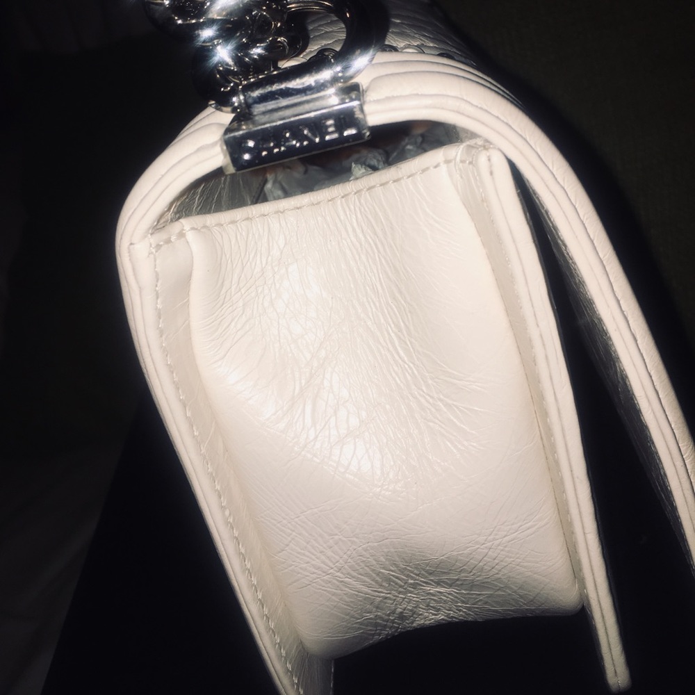 Medium Chanel Boy Bag! - Picture 6 of 8